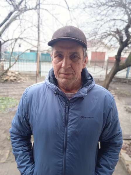 Юрий, 58 лет, хочет пообщаться