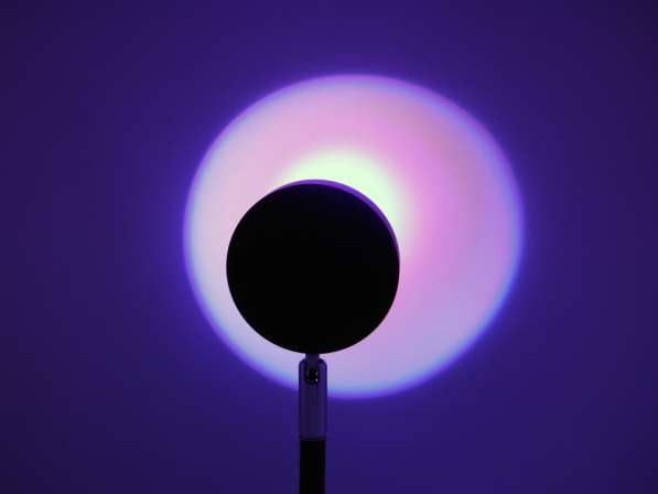 Лампа LED для селфи еффект солнца RGB + пульт (F-20) 23см в фото 4