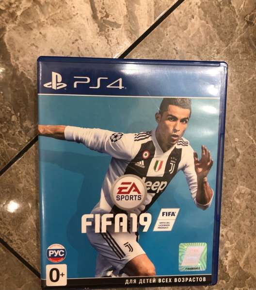 FIFA 19 для PS4