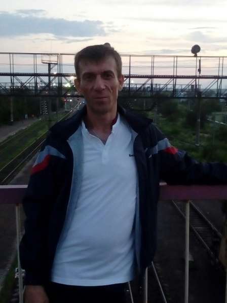 Вадим, 41 год, хочет пообщаться в 