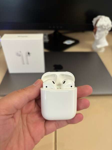 Apple AirPods 2 A2031
