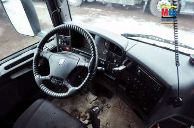 седельный тягач Scania R 420 в Москве фото 4