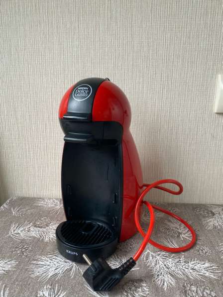 Кофемашина капсульная dolce gusto