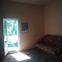 Срочно! Недорого! Продаю 3-х комнатную квартиру в Пишпеке, в г.Бишкек