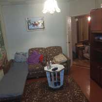 Продается 2х комнатная кв. в г. Луганск, кв. 50 лет Октября, в г.Луганск