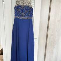 Продам вечернее платье, стразы ручной работы, размер 46, в Новосибирске