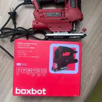 Лобзик, в Санкт-Петербурге