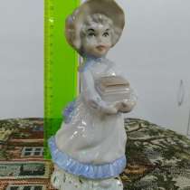 Фарфоровая статуэтка Девочка. Испания! Состояние Люкс!!!, в Москве