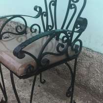 Кованный стул с сиденьем из натуральной кожи, в Новосибирске
