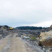 Действующий гранитный карьер в Карелии, в Петрозаводске