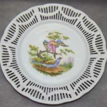 Тарелка ажурная фарфоровая старинная Птицы (W288), в Москве