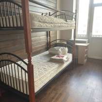 Кровать двухъярусная (дерево и металл), в Москве