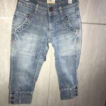 Джинсовые бриджи-40-42 р-р, в Санкт-Петербурге