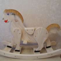 Лошадка-качалка, в Санкт-Петербурге