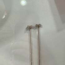 Продаются золотые серьги, в Омске