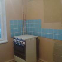 Продам 2-кв. метро Голосеевская, чистая продажа, в г.Киев