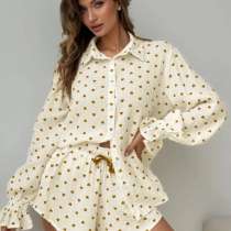 КОСТЮМЫ/пидамы/пиджаки, в Санкт-Петербурге