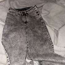 Джинсы базовые, в Москве