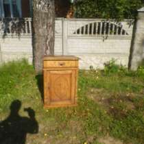 Старинная тумба, в Москве