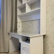 Стол письменный, в Якутске