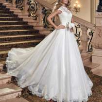 свадебное платье размер 44-46, в Москве