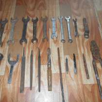 Гаечные ключи, большие пассатижи (25 см) и другие инструмент, в Красноярске