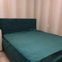 Кровать двуспальная 180/200, в Сургуте
