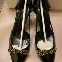 Лодочки. Moschino Cheap, в Москве