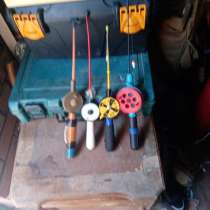 Удочки зимние цена за 5штук 1500р, в Волгодонске