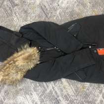 Продаю очень теплую куртку в хорошем состоянии, в Санкт-Петербурге