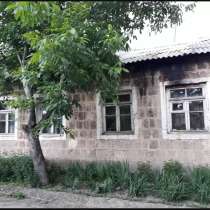 Продаётся дом (Возможен Торг), в г.Ереван