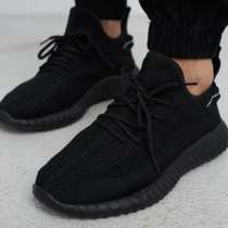 Кроссовки Yeezy, в Москве