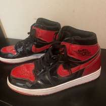 Nike Air Jordan 1 Mid Black/Red лаковые, в Москве