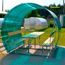 Беседки с лавочками и столиком, в Пскове