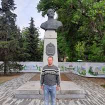 Владимир, 38 лет, хочет познакомиться – Владимир, 51 год, хочет пообщаться, в Пскове