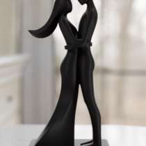 Пара влюблённых статуэтка, в Волгограде