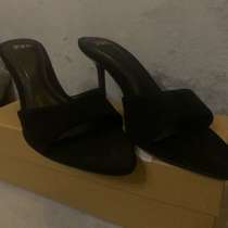 Туфли черные, в Назране