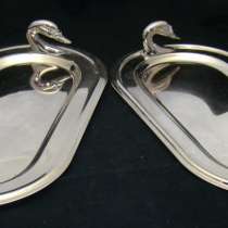 Подносы металлические Лебеди 2шт (W097), в Москве