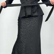 Шелковый костюм двойка 52 размер, в Нальчике