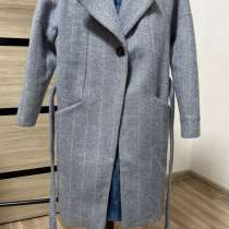 Пальто, в Элисте